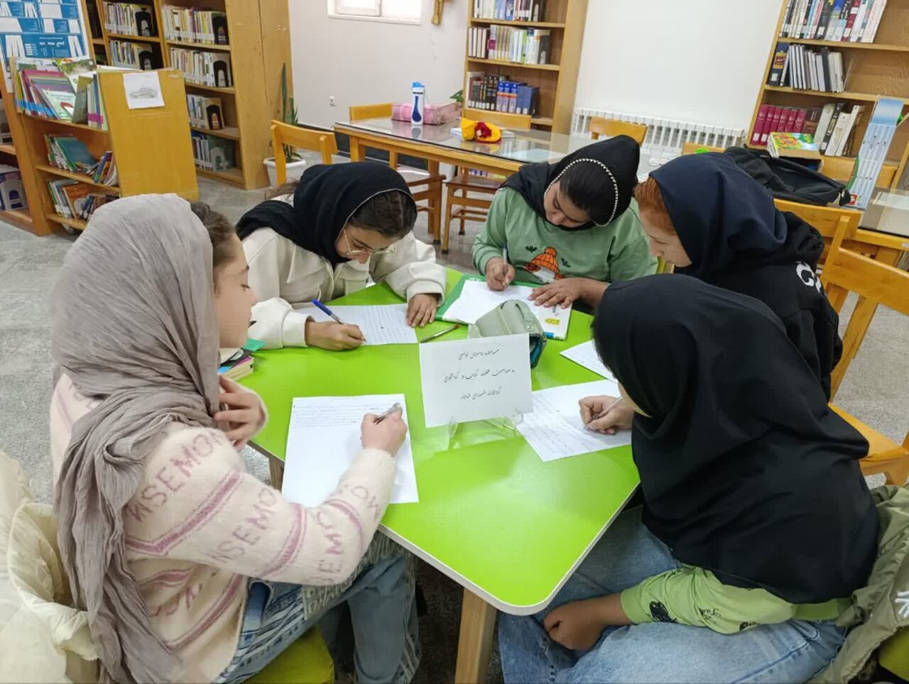 هفته کتاب؛ بهانه‌ای برای تلاش مضاعف در ترویج فرهنگ کتابخوانی