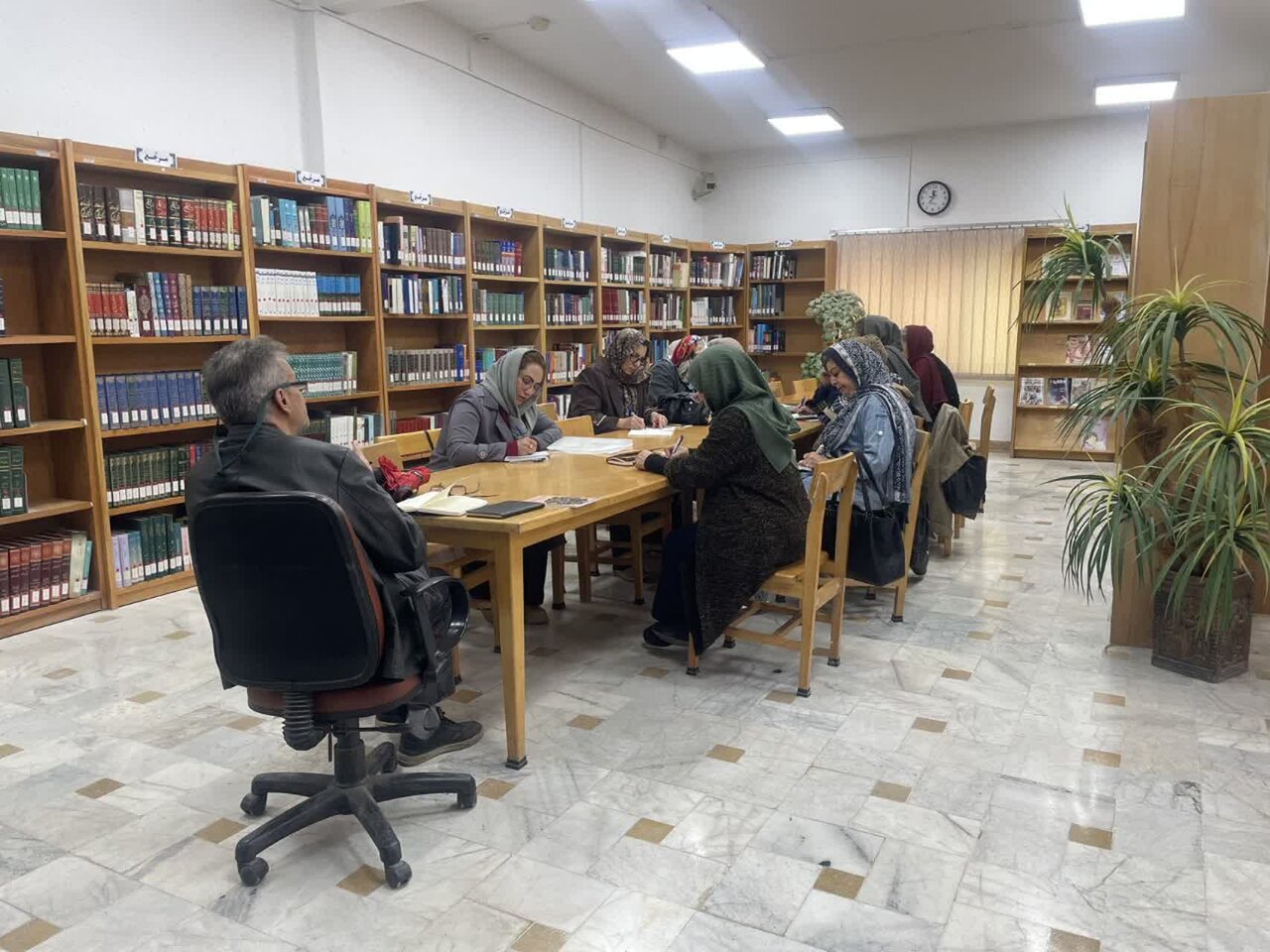 هفته کتاب؛ بهانهای برای تلاش مضاعف در ترویج فرهنگ کتابخوانی