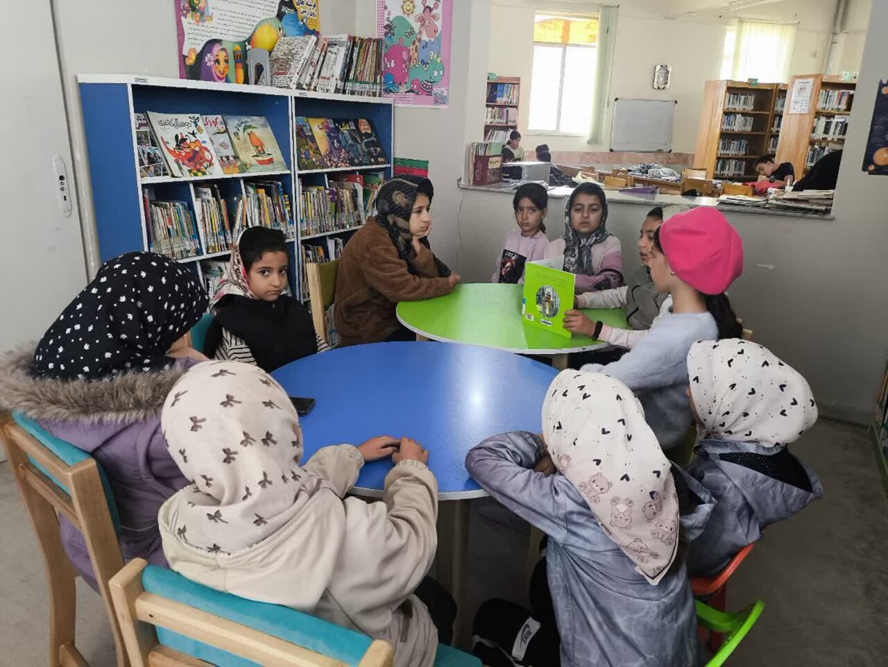 استقبال شهروندان استان مرکزی از برنامههای هفته کتاب کتابخانههای عمومی