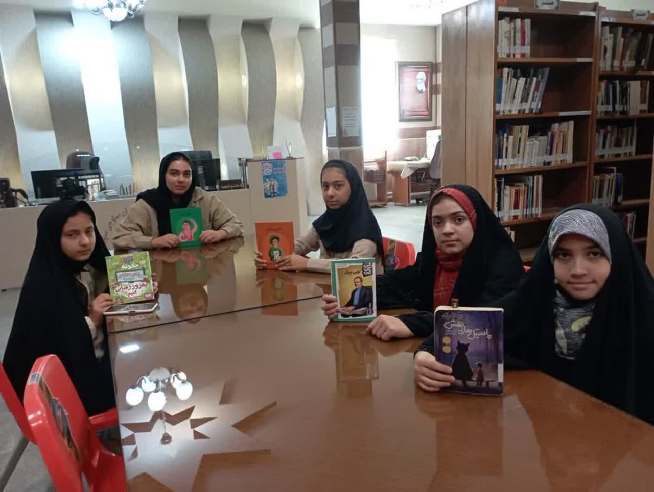 حال خوش خواندن در کتابخانه‌های عمومی استان مرکزی