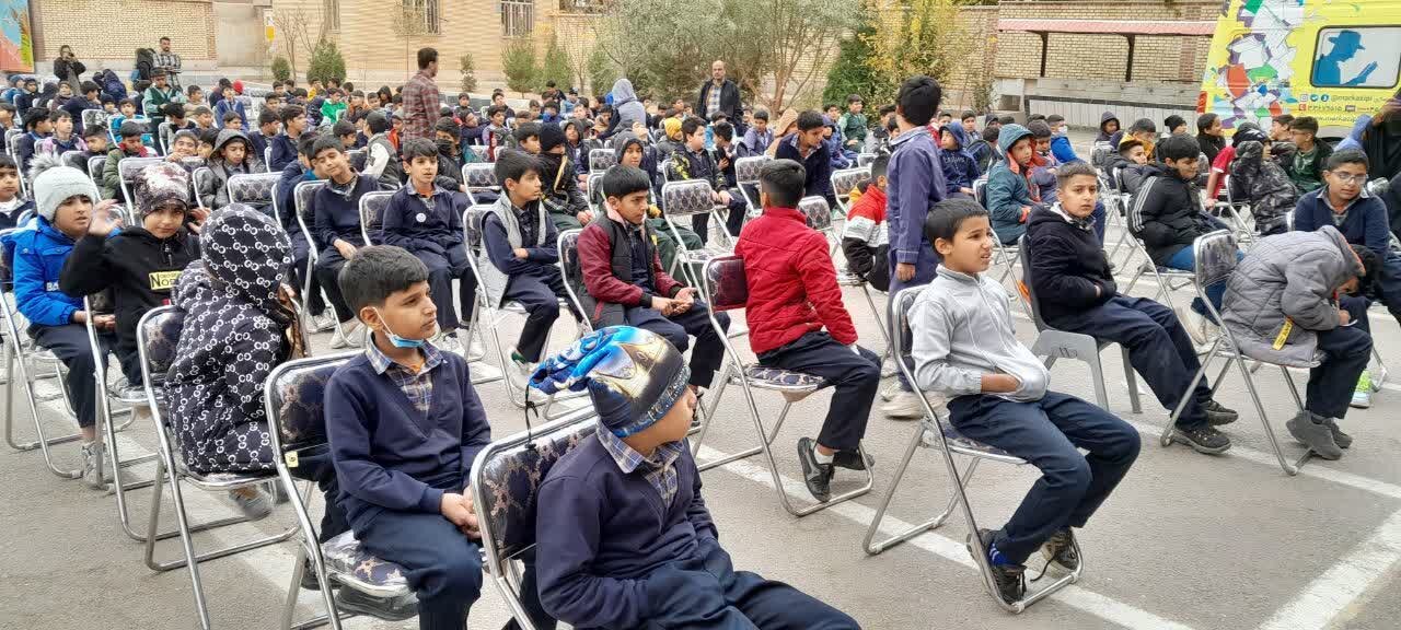 حال خوش خواندن در کتابخانه‌های عمومی استان مرکزی