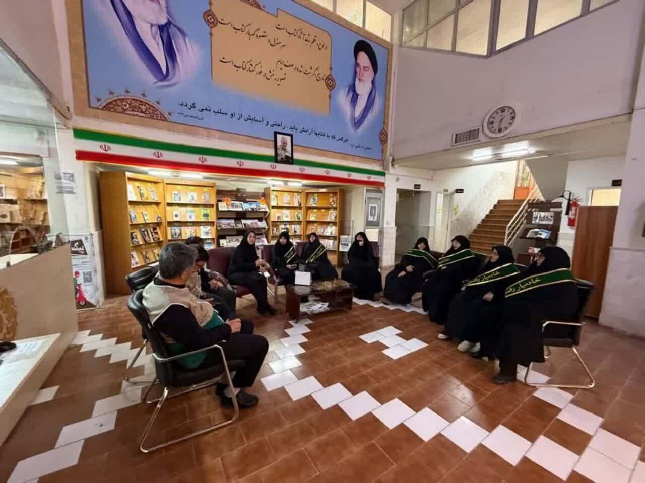 میزبانی کتابخانه‌های عمومی استان مرکزی از دوستداران کتاب و کتابخوانی