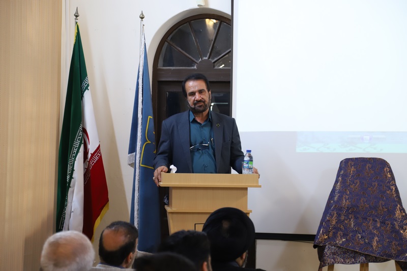 از هفت کتاب نویسنده بوشهری رونمایی شد