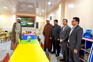 بازدید مشترک امام‌جمعه و دادستان شهرستان عسلویه از کتابخانه عمومی خلیج فارس