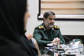 بازدید فرماندهان سپاه حضرت عباس (ع) از کتابخانه مرکزی اردبیل