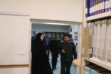 بازدید فرماندهان سپاه حضرت عباس (ع) از کتابخانه مرکزی اردبیل