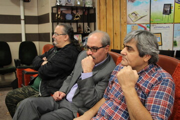 نشست صمیمی با نویسندگان استان مرکزی