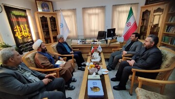 دیدار مدیرکل بهزیستی با سرپرست اداره‌کل کتابخانه های عمومی استان و بازدید از کتابخانه ی آیت الله خامنه ای