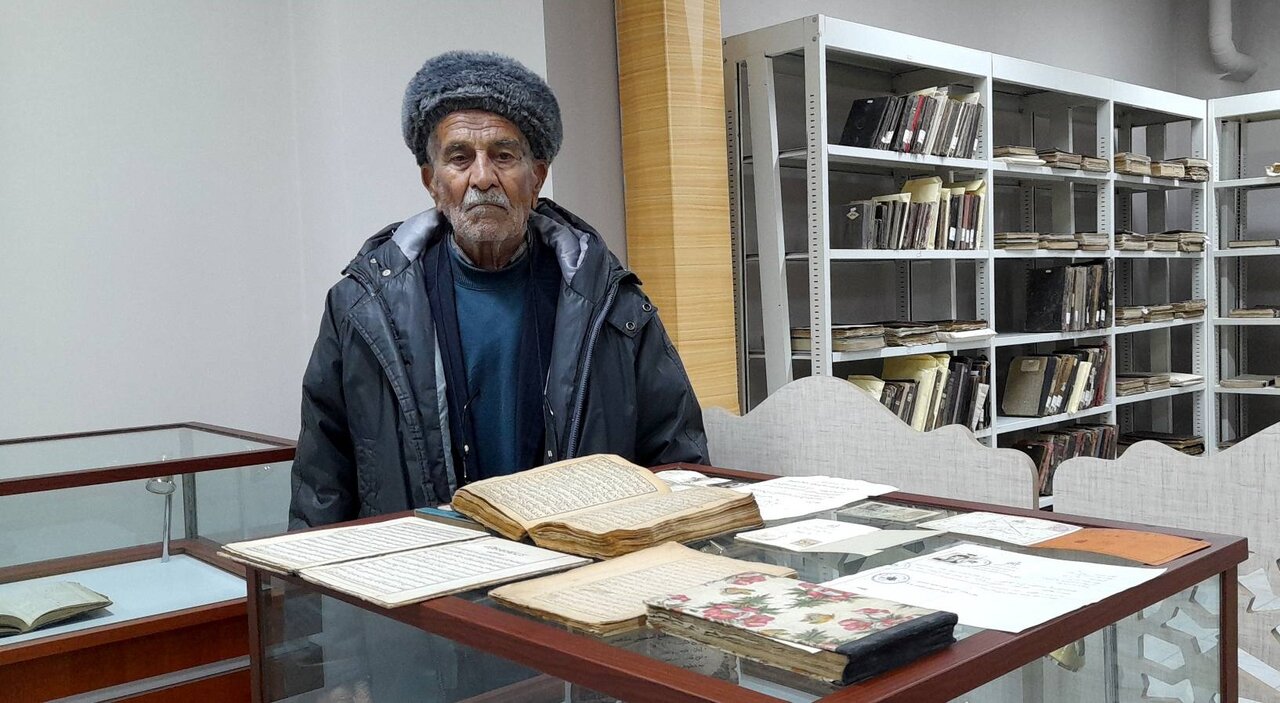 اهدای اسناد و کتب چاپ سنگی توسط خیّر ارومیهای