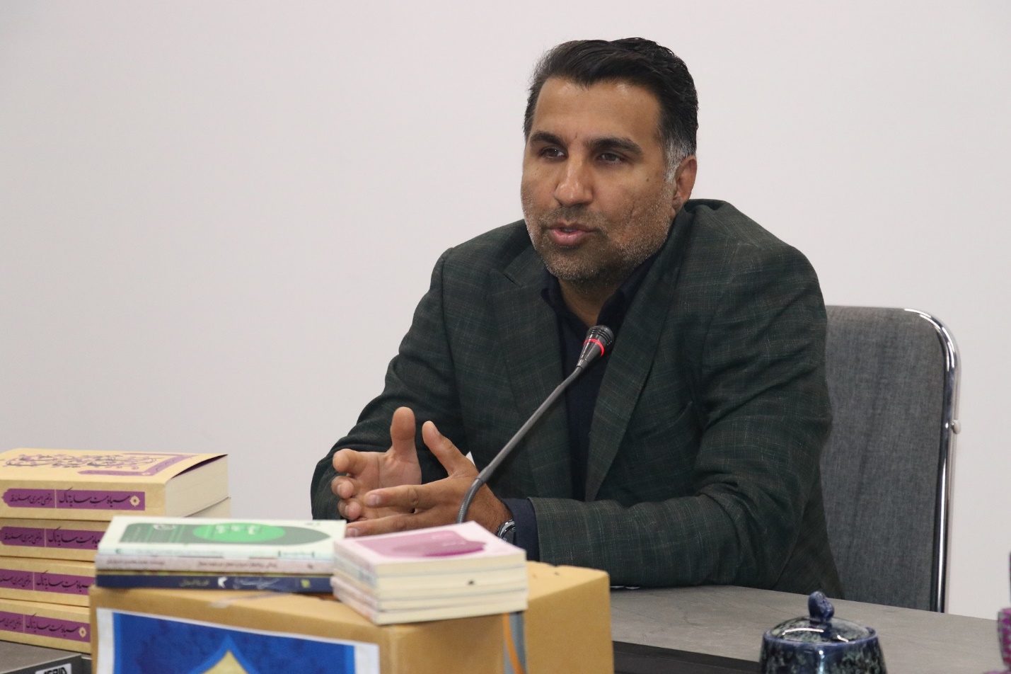 اهدا ۸۰۰۰ جلد کتاب حوزه هنری خراسان رضوی به کتابخانه‌های عمومی استان