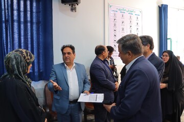 آیین افتتاحیه سومین دوره زنگ کتابخوانی یار مهربان در یزد برگزار شد