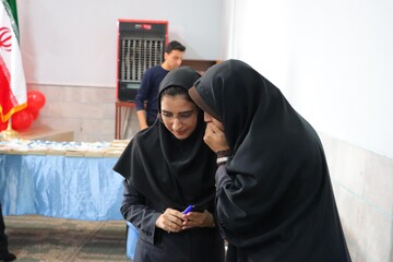 آیین افتتاحیه سومین دوره زنگ کتابخوانی یار مهربان در یزد برگزار شد