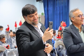 آیین افتتاحیه سومین دوره زنگ کتابخوانی یار مهربان در یزد برگزار شد