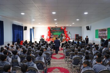 آیین افتتاحیه سومین دوره زنگ کتابخوانی یار مهربان در یزد برگزار شد