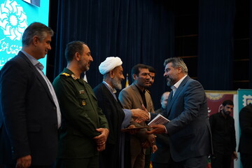 آیین بزرگداشت روز کتاب، کتابخوانی و کتابدار استان مرکزی