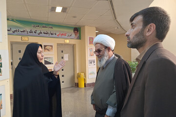 بازدید مسئول دفتر نمایندگی ولی فقیه در سپاه امیرالمومنین(ع) استان ایلام از کتابخانه مرکزی