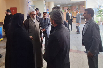 بازدید مسئول دفتر نمایندگی ولی فقیه در سپاه امیرالمومنین(ع) استان ایلام از کتابخانه مرکزی