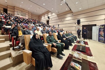 کتابخانه‌ها سنگر مقابله با تهاجم فرهنگی