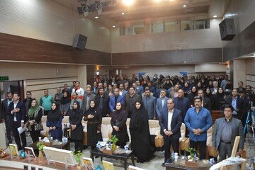 اختتامیه هفته کتاب در بیست‌ویکمین پاسداشت ادبیات جهاد و مقاومت «رویداد ملی قهرمان» در کرمانشاه