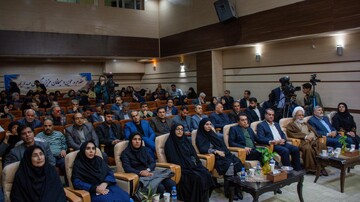 اختتامیه هفته کتاب در بیست‌ویکمین پاسداشت ادبیات جهاد و مقاومت «رویداد ملی قهرمان» در کرمانشاه