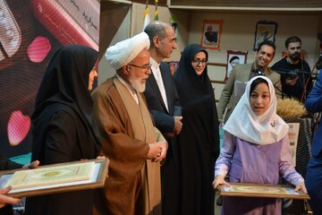 اختتامیه هفته کتاب در بیست‌ویکمین پاسداشت ادبیات جهاد و مقاومت «رویداد ملی قهرمان» در کرمانشاه