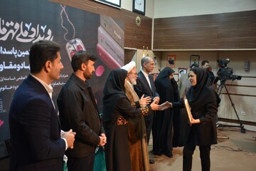 اختتامیه هفته کتاب در بیست‌ویکمین پاسداشت ادبیات جهاد و مقاومت «رویداد ملی قهرمان» در کرمانشاه