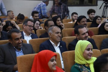 آئین تجلیل از کتابداران و خادمان عرصۀ کتاب و کتابخوانی استان بوشهر