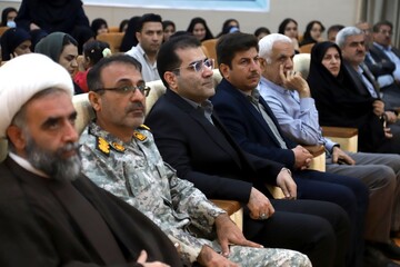 آئین تجلیل از کتابداران و خادمان عرصۀ کتاب و کتابخوانی استان بوشهر