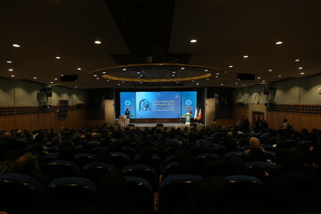 برگزیدگان عرصه کتابخوانی و کتابخانه‌های عمومی استان تهران در سال 1404 معرفی شدند