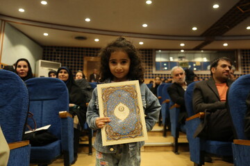 برگزیدگان عرصه کتابخوانی و کتابخانه‌های عمومی استان تهران در سال 1404 معرفی شدند