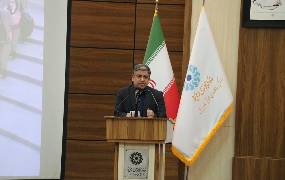 آیین تجلیل از فعالان عرصه کتاب و کتابخوانی در اردبیل برگزار شد