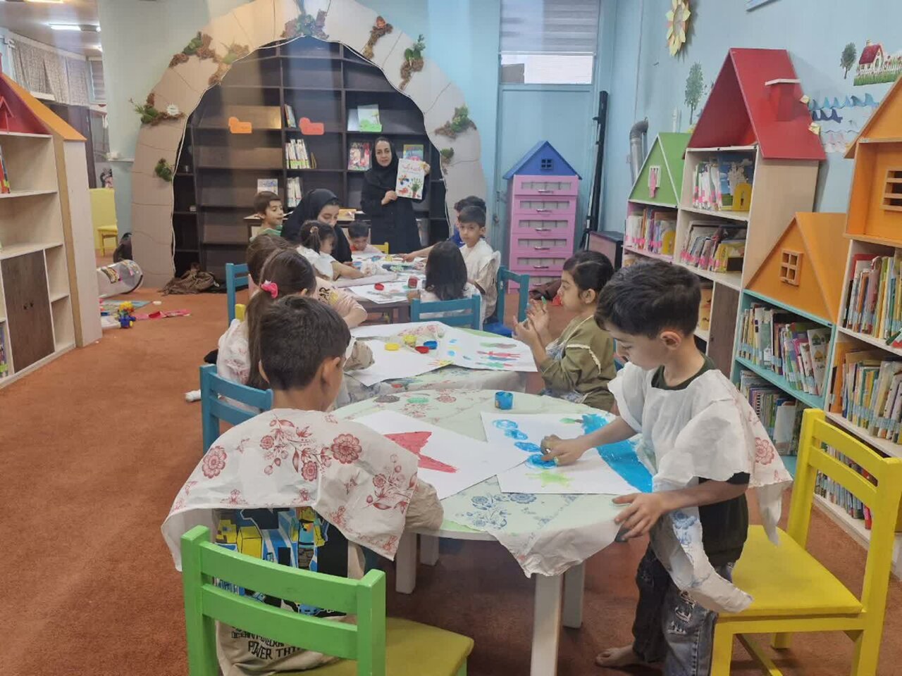 برنامههای متنوع کتابخانههای عمومی استان مرکزی در هفته کتاب