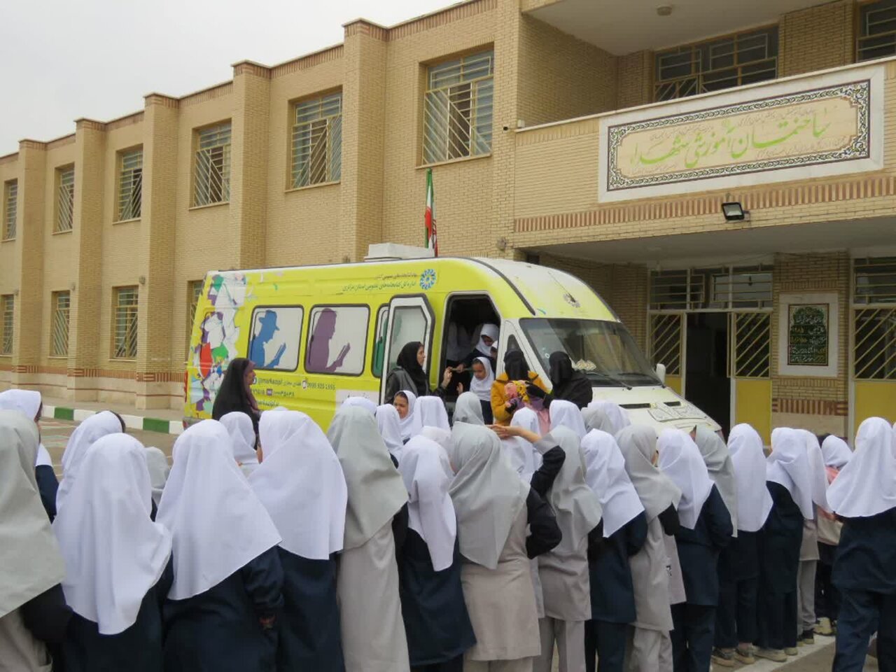 هفته کتاب؛ بهار کتابخوانی کتابخانههای عمومی استان مرکزی