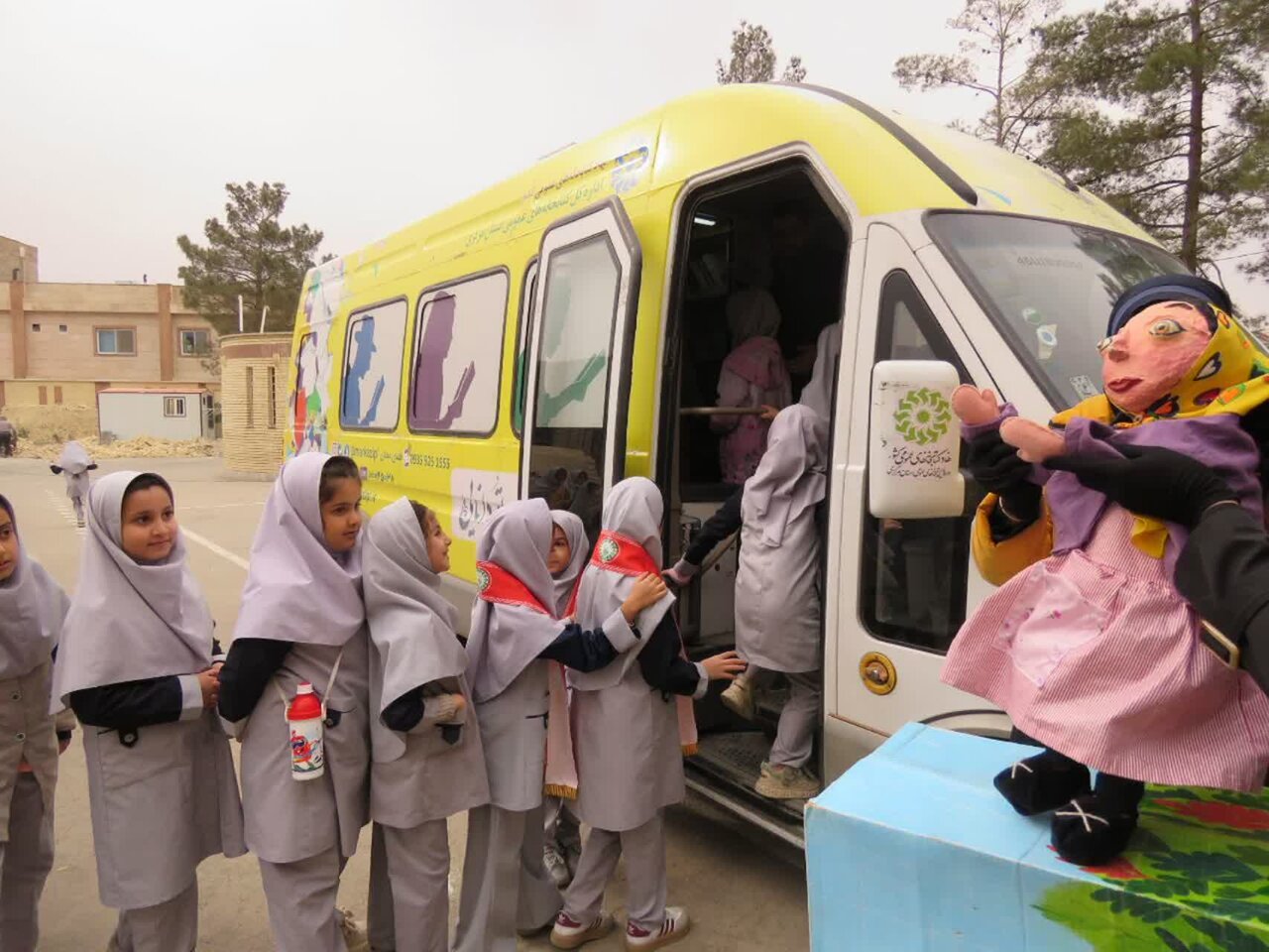 هفته کتاب؛ بهار کتابخوانی کتابخانههای عمومی استان مرکزی