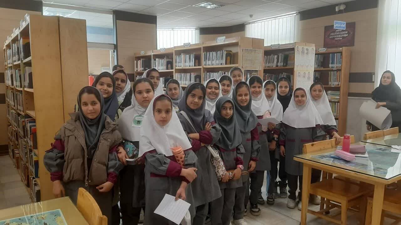 کتابخانههای عمومی استان مرکزی؛ محور آشتی مردم با کتاب