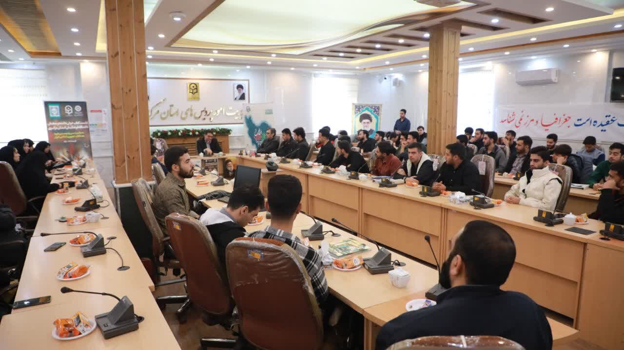 کتابخانه‌های عمومی استان مرکزی؛ محور آشتی مردم با کتاب