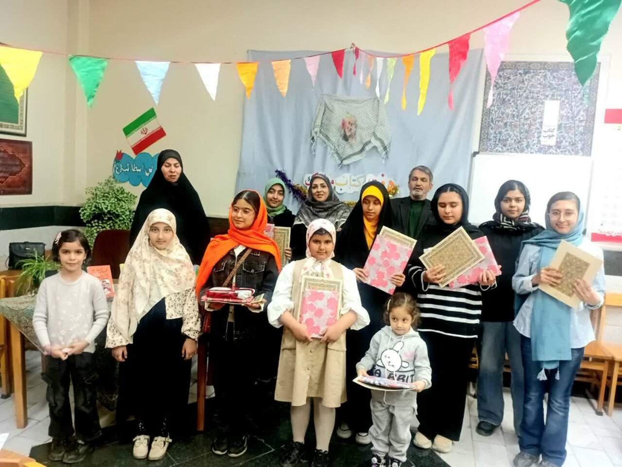 کتابخانههای عمومی استان مرکزی؛ پایگاه دانایی و خلاقیت در هفته کتاب