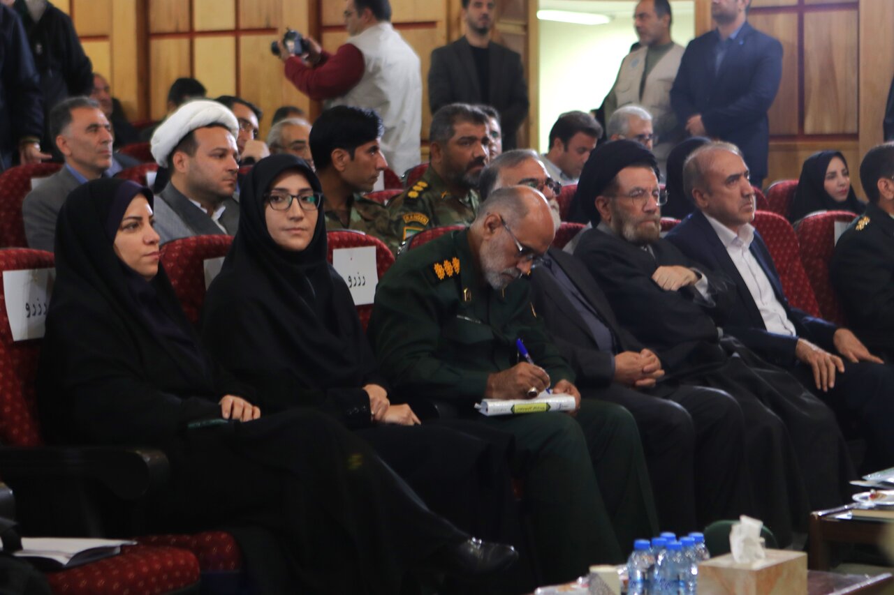 رویداد ملی «قهرمان؛ پاسداشت ادبیات جهاد و مقاومت» در لرستان و همزمان در شصت نقطه کشور برگزار شد