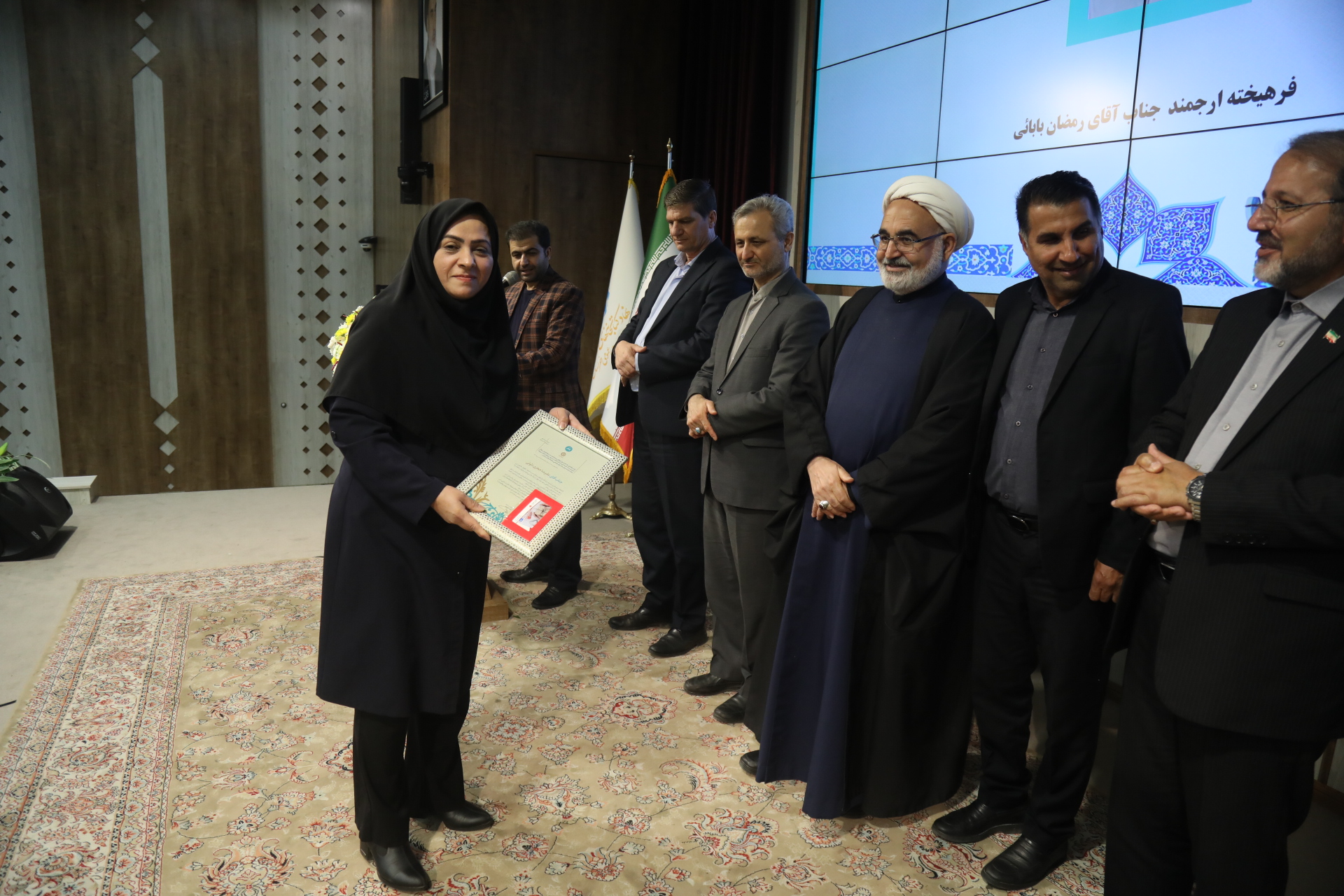 معرفی برگزیدگان استانی سی و سومین هفته کتاب جمهوری اسلامی ایران