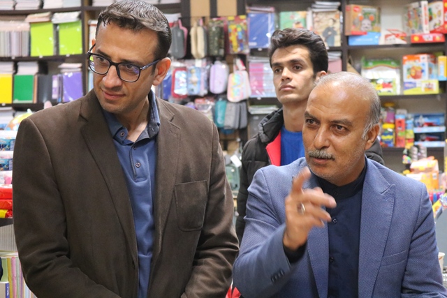 کتابگردی جمعی از مدیران فرهنگی در سمنان