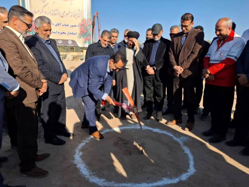 آیین کلنگ زنی اولین کتابخانه استاندارد شهر گرمسار برگزار شد