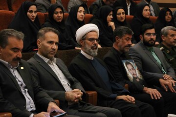 تقدیر از فعالان و برگزیدگان حوزه کتاب و کتابخوانی خراسان شمالی