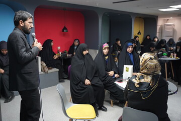 آیین نقد و بررسی کتاب «دویدن تا آرزوی سوم» در اراک