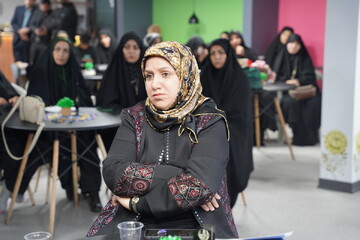 آیین نقد و بررسی کتاب «دویدن تا آرزوی سوم» در اراک