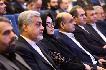 آیین بهره‌برداری از کتابخانه مرکزی رشت