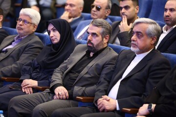 آیین بهره‌برداری از کتابخانه مرکزی رشت