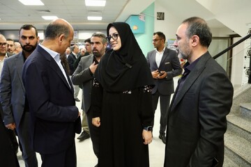 بازدید دبیرکل نهاد از کتابخانه مرکزی رشت