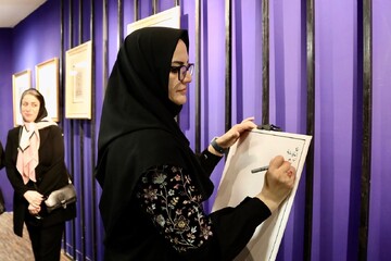 بازدید دبیرکل نهاد از کتابخانه مرکزی رشت