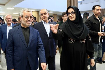 بازدید دبیرکل نهاد از کتابخانه مرکزی رشت