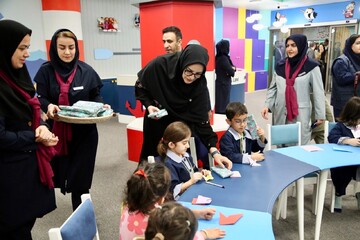 بازدید دبیرکل نهاد از کتابخانه مرکزی رشت